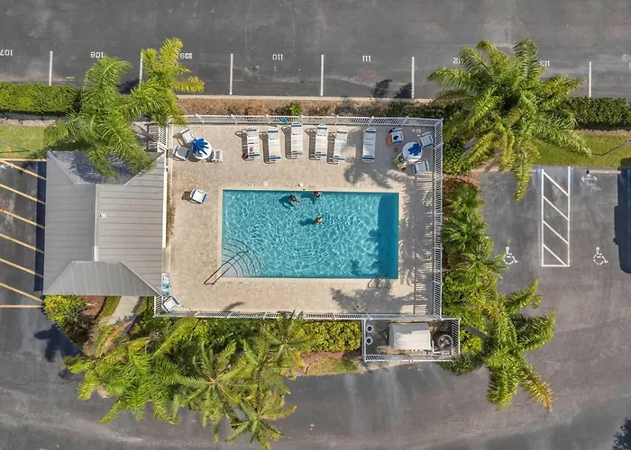 Captains Cove Unit 402